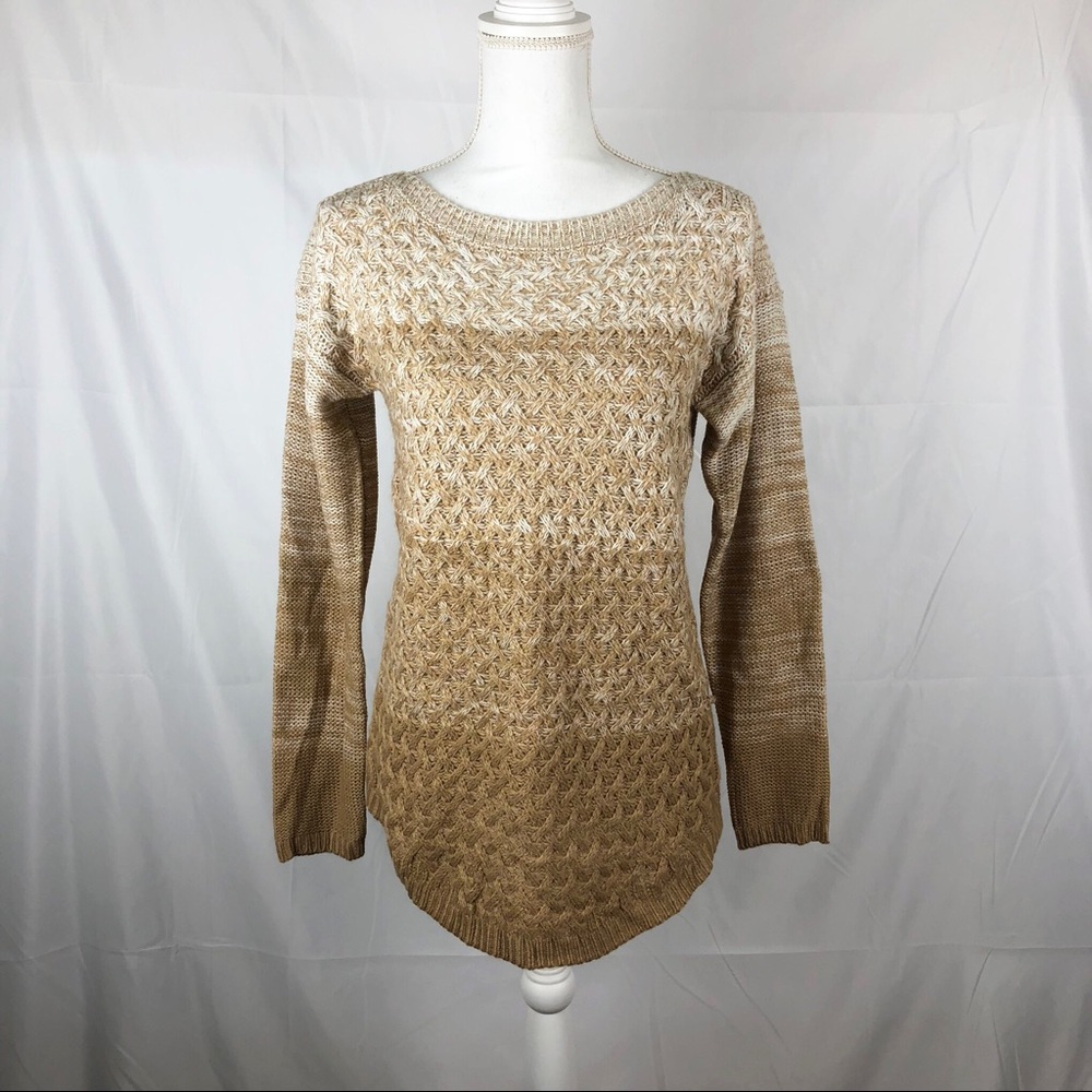 Hooked Up Juniors’ Tan Sweater M